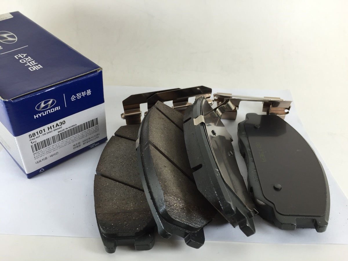 58101H1A30 Genuine Front Brake Pad Set for Hyundai Terracan 2001