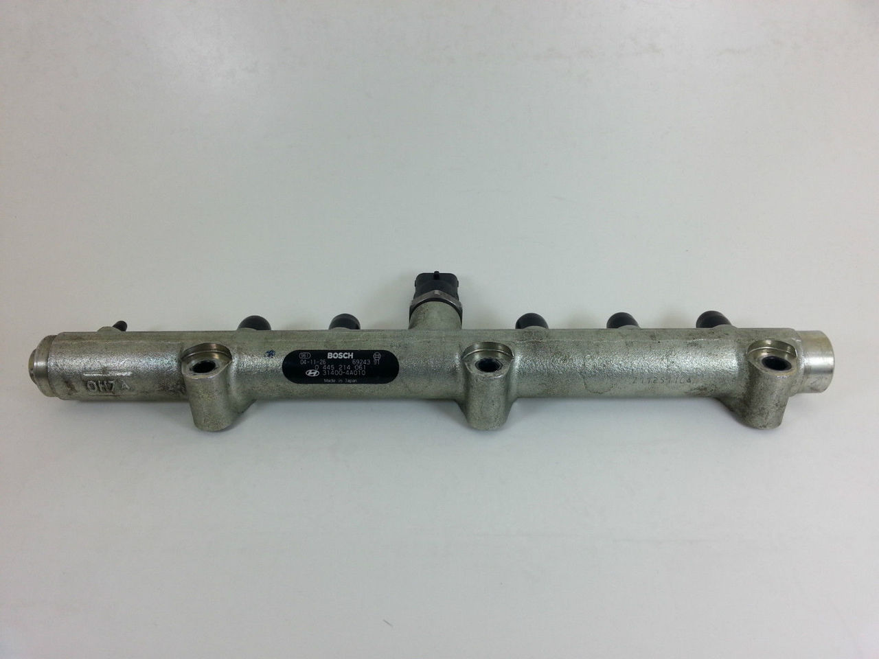 Regolatore Di Pressione Common Rail Per Kia Carens II 2.0 CRDi XTREK - Codice 0281002445 / 31402-27000